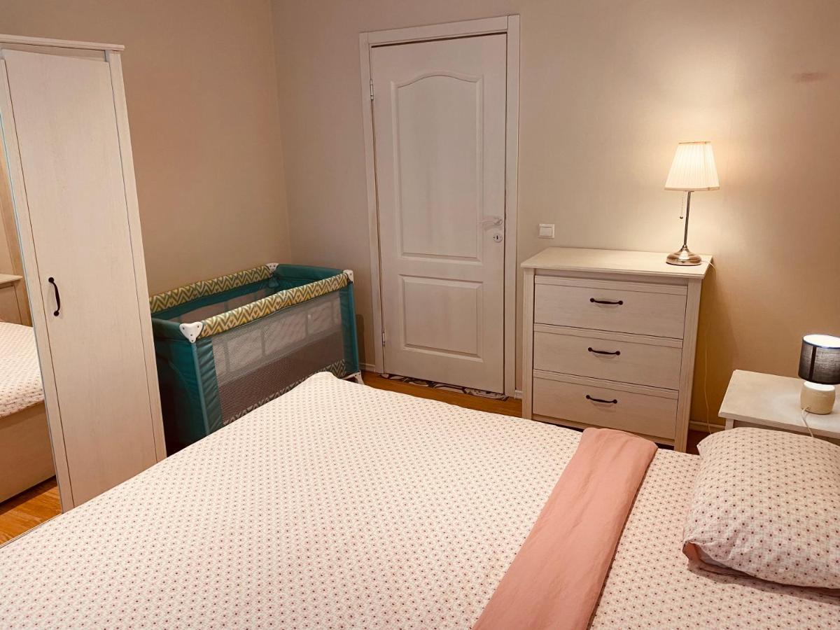 Apartament Igi White Flat With Free Private Parking Kluż-Napoka Zewnętrze zdjęcie