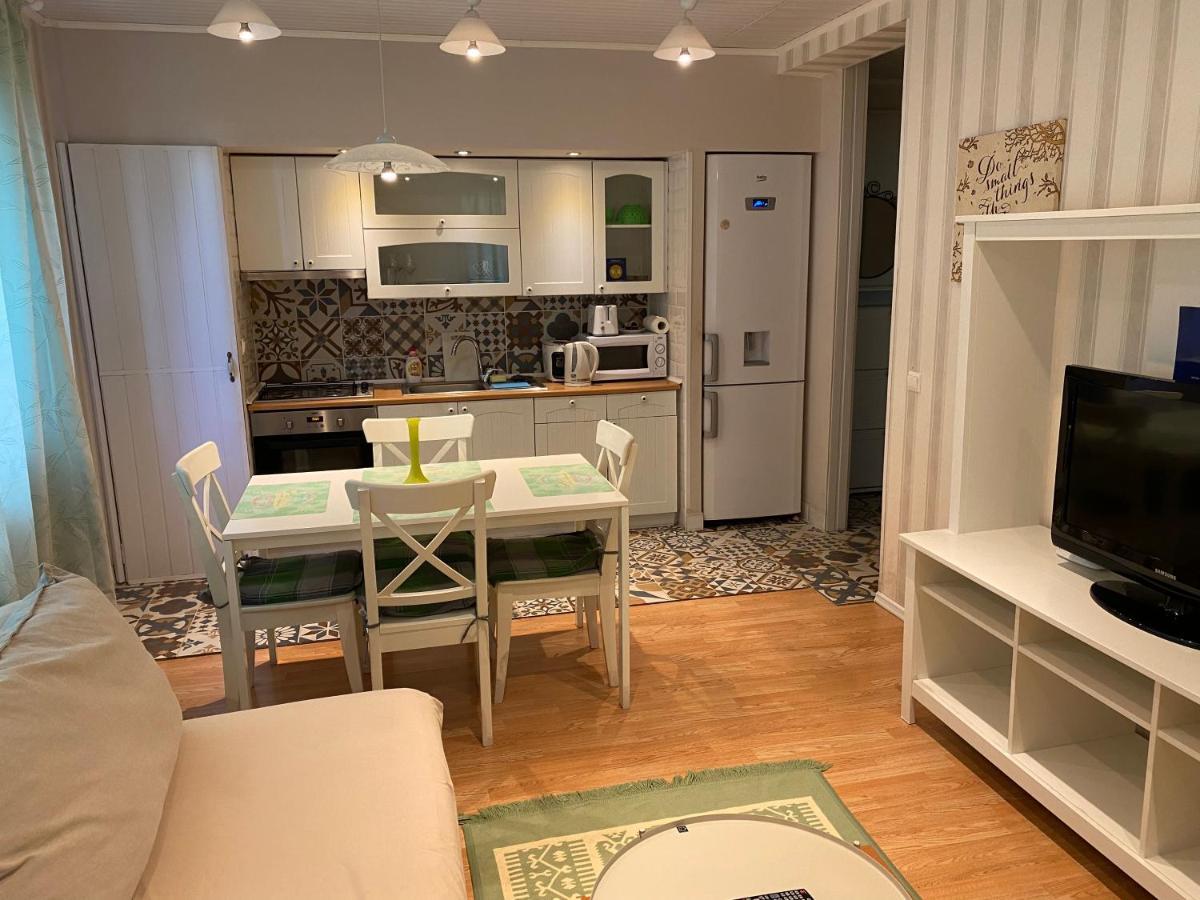 Apartament Igi White Flat With Free Private Parking Kluż-Napoka Zewnętrze zdjęcie